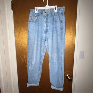 VINTAGE HIGH WAISTED MOM JEANS